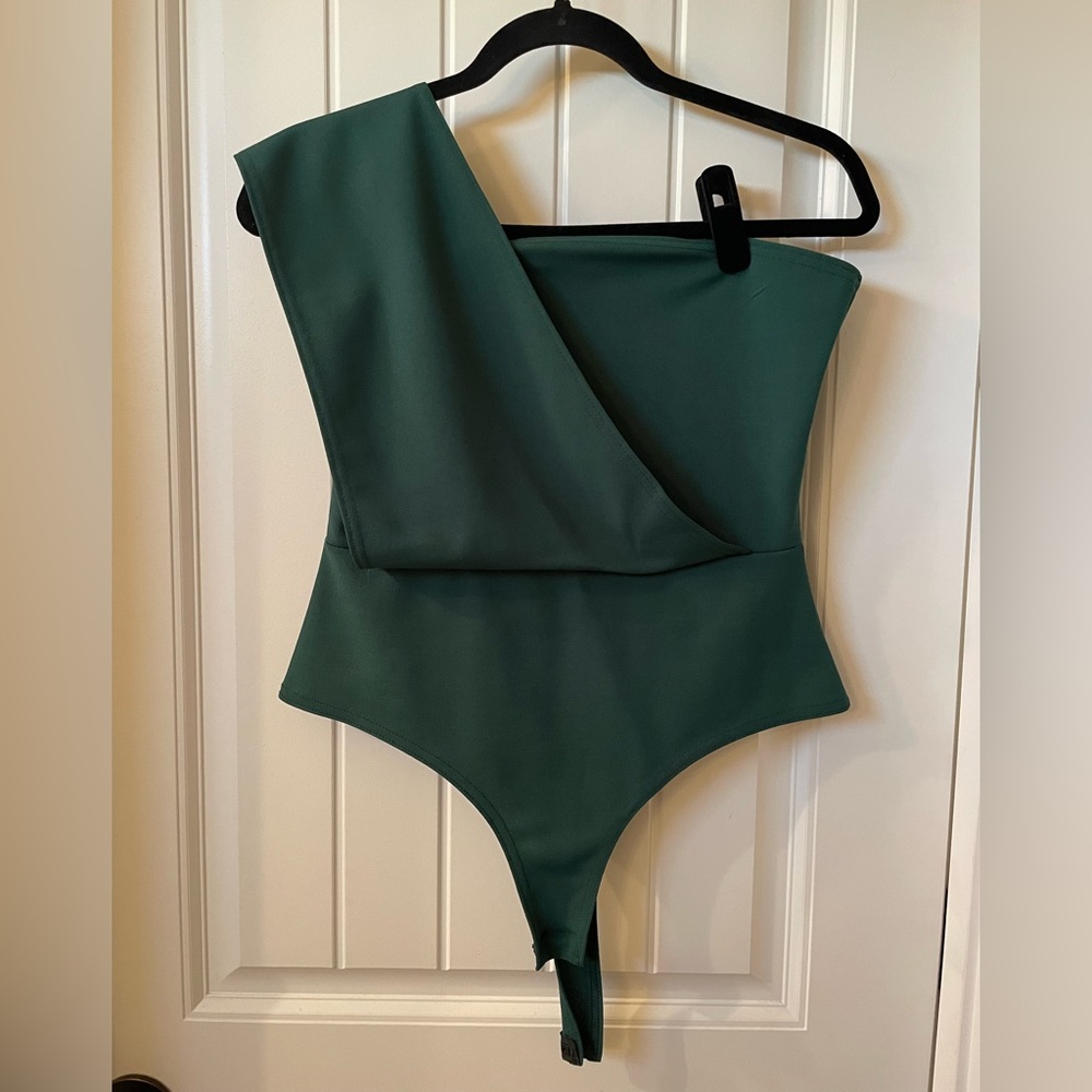 One shoulder bodysuit